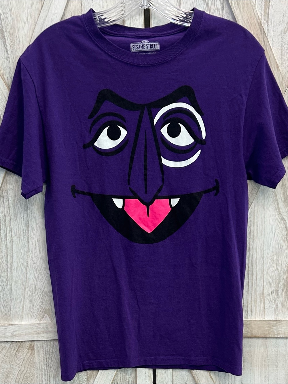 2020 Sesame Street Count Von Count Face Purple Graphic Tee Shirt